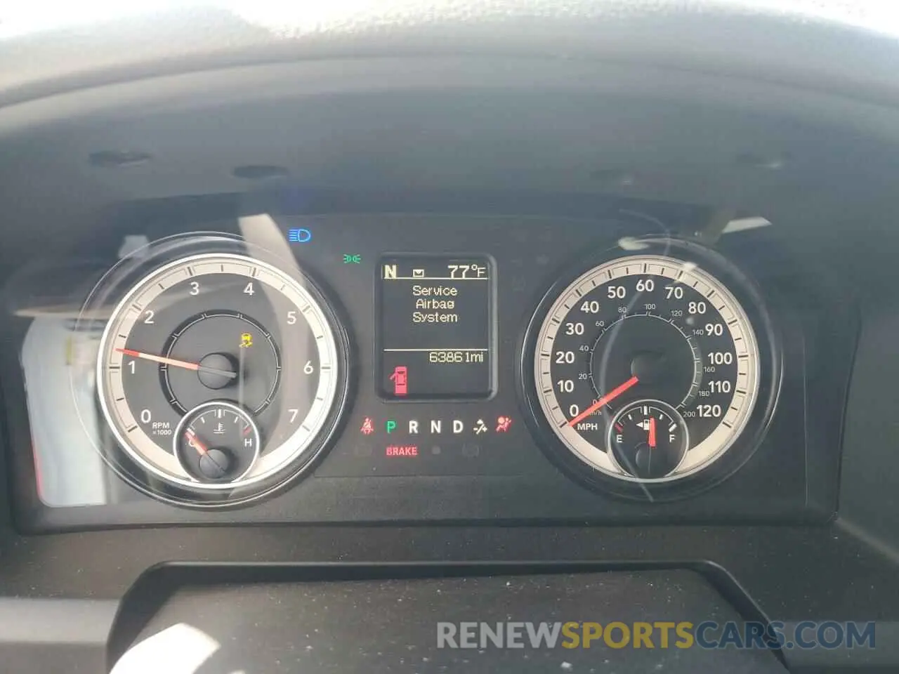 9 fotografías del automóvil dañado 3C6JR7ET3KG522777 RAM 1500 2019