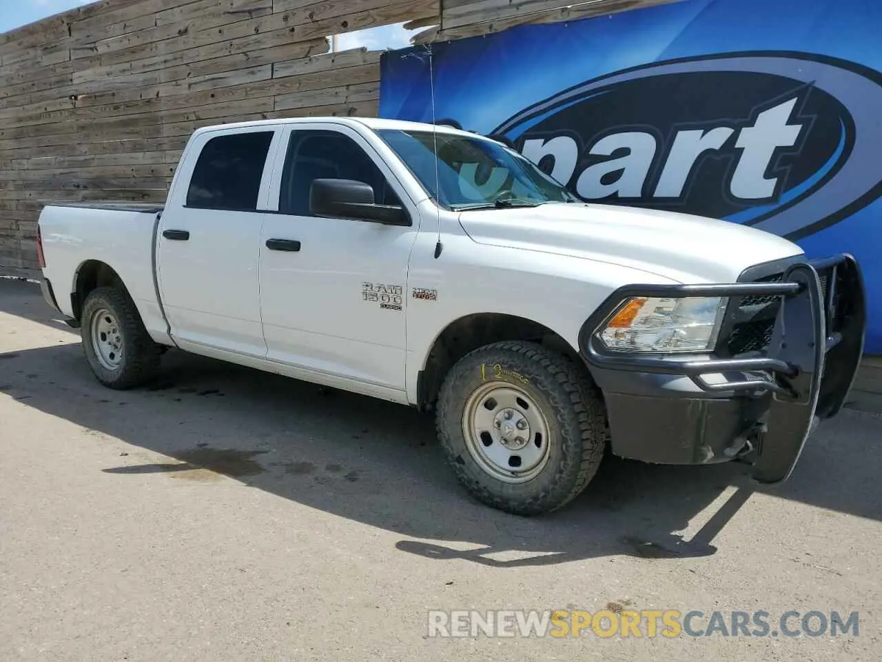 4 fotografías del automóvil dañado 3C6RR7KT5KG564228 RAM 1500 2019