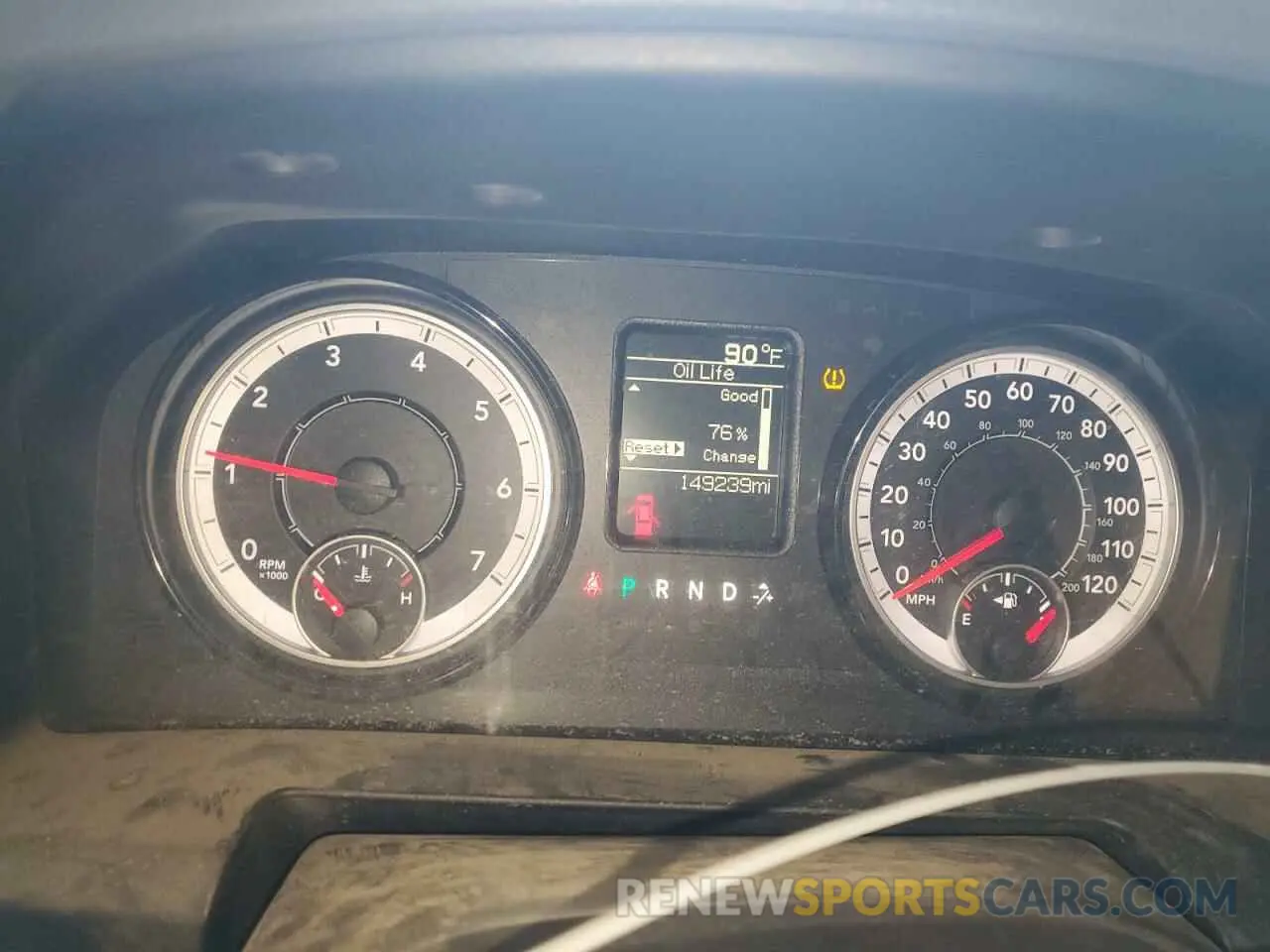 9 fotografías del automóvil dañado 3C6RR7KT5KG564228 RAM 1500 2019