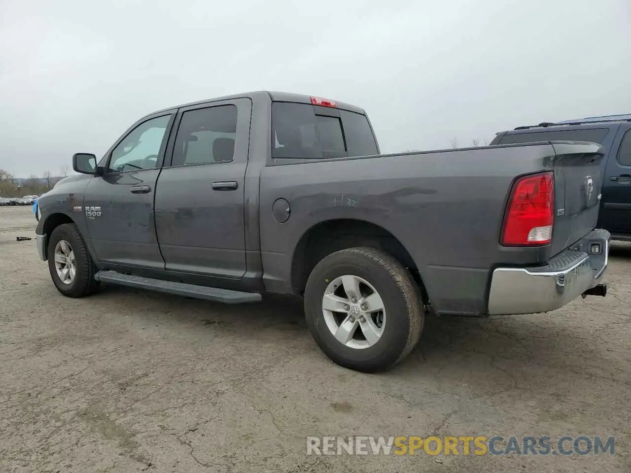 2 fotografías del automóvil dañado 3C6RR7LT8KG631273 RAM 1500 2019
