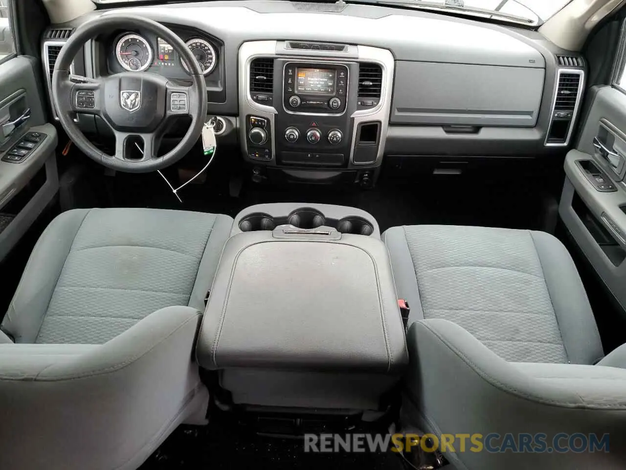 8 fotografías del automóvil dañado 3C6RR7LT8KG631273 RAM 1500 2019