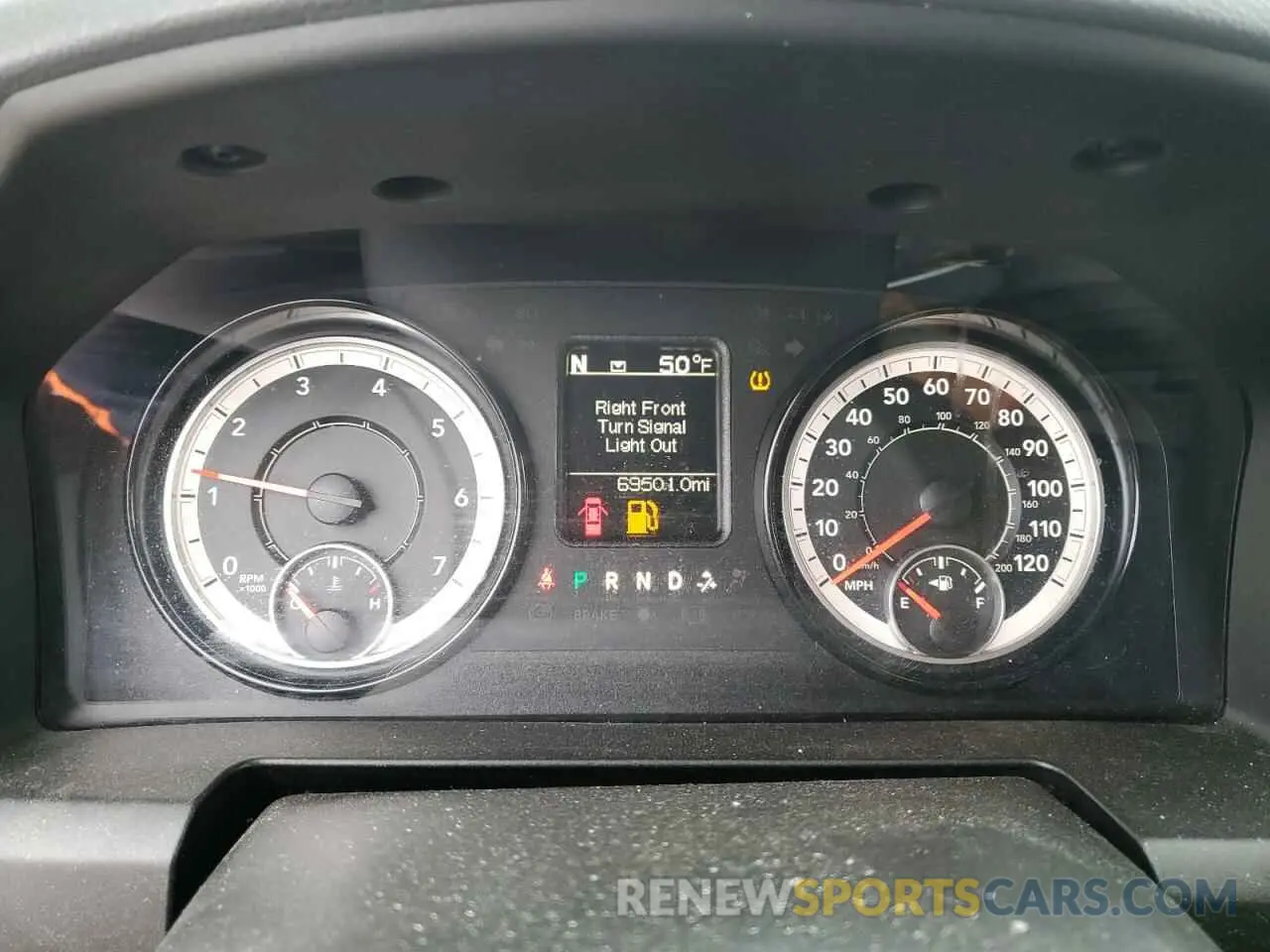 9 fotografías del automóvil dañado 3C6RR7LT8KG631273 RAM 1500 2019