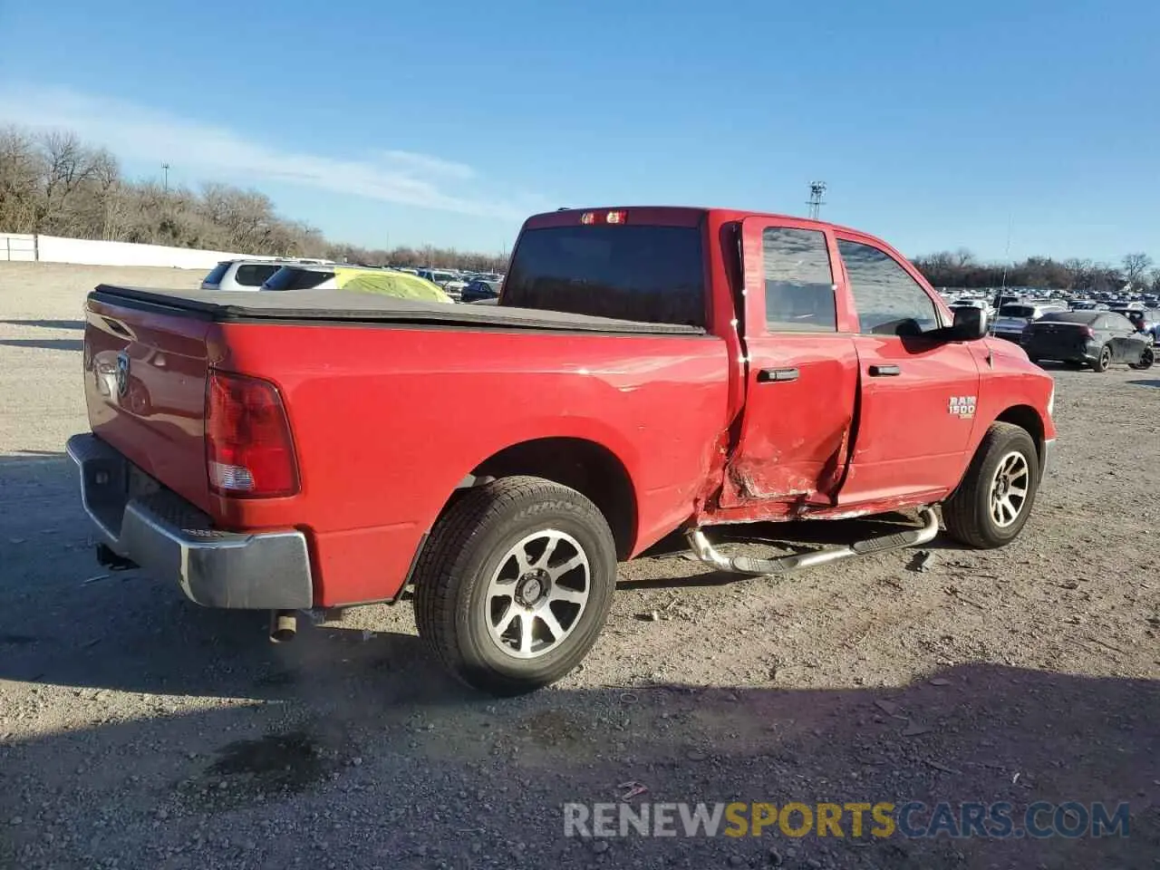 3 fotografías del automóvil dañado 1C6RR6FG0LS121521 RAM 1500 2020