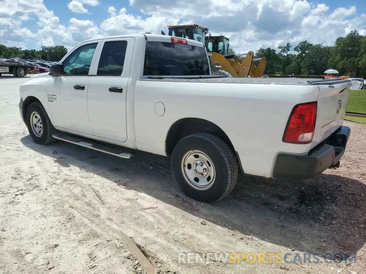 2 fotografías del automóvil dañado 1C6RR6FGXLS160911 RAM 1500 2020