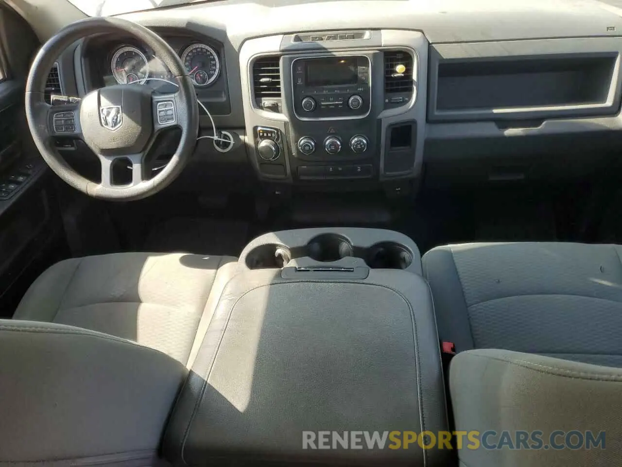 8 fotografías del automóvil dañado 1C6RR6FGXLS160911 RAM 1500 2020