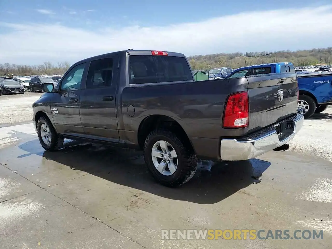 2 fotografías del automóvil dañado 1C6RR6KG8LS137858 RAM 1500 2020