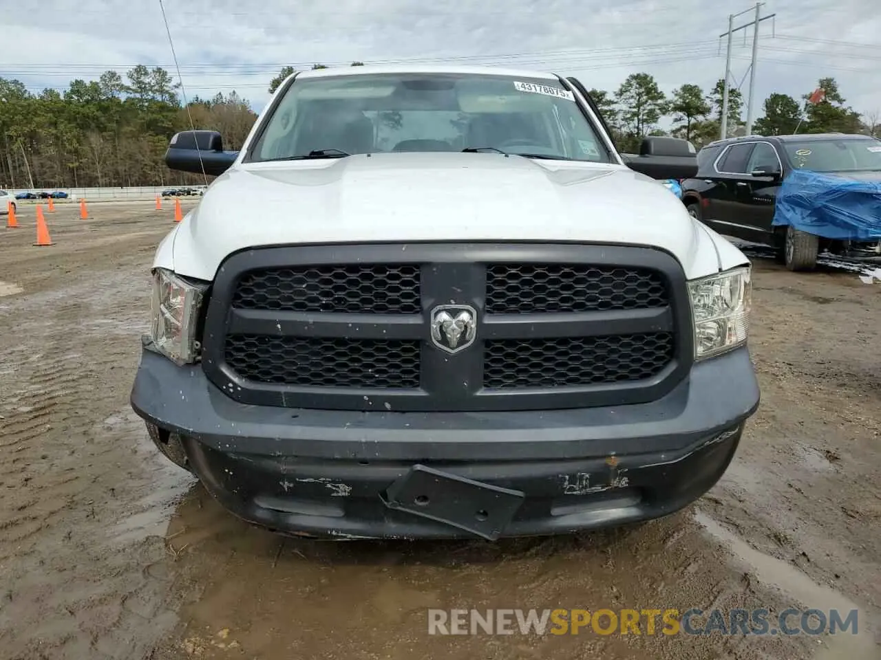 5 fotografías del automóvil dañado 1C6RR6KT0LS158572 RAM 1500 2020