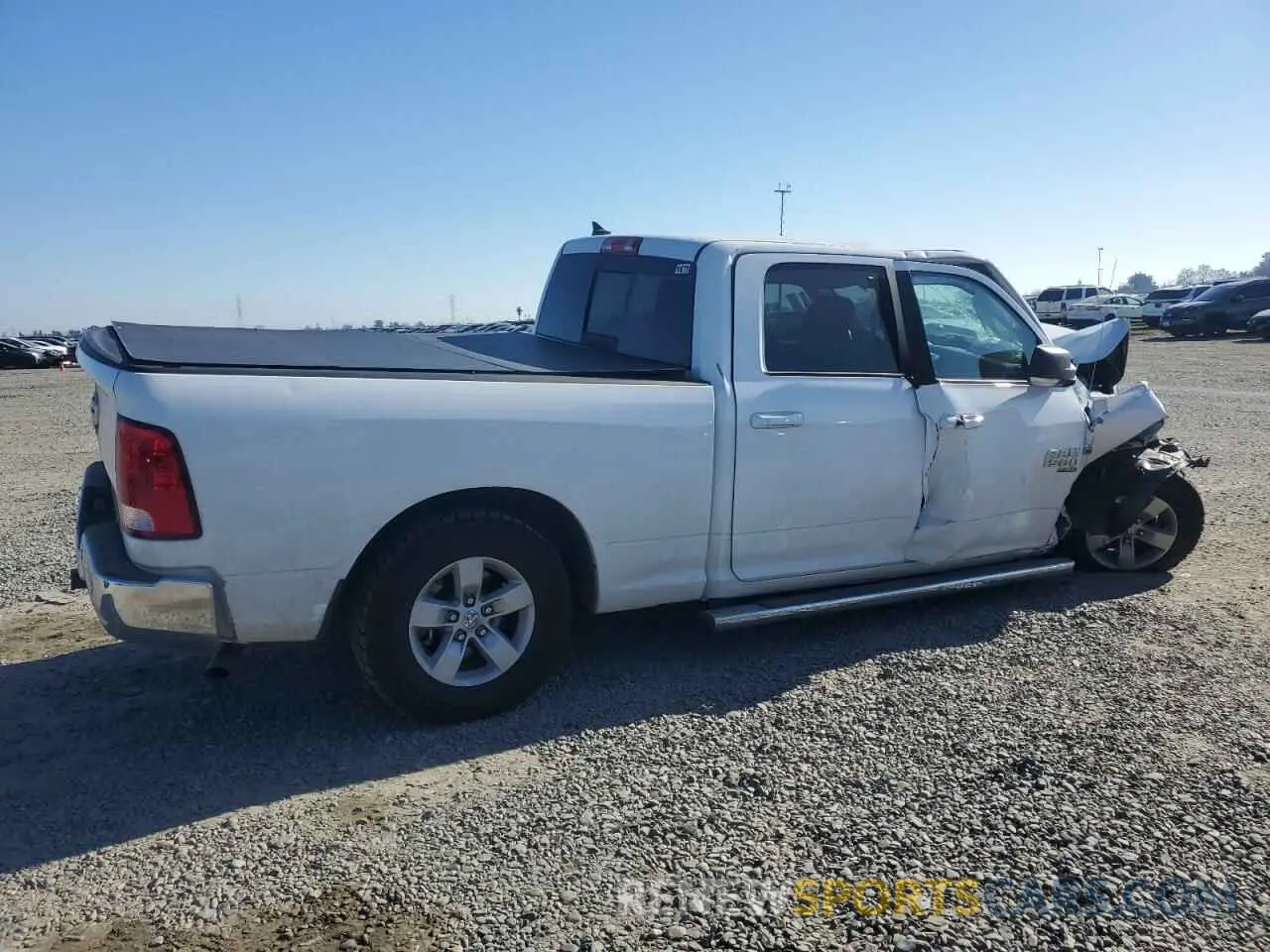3 fotografías del automóvil dañado 1C6RR6TT2LS133705 RAM 1500 2020