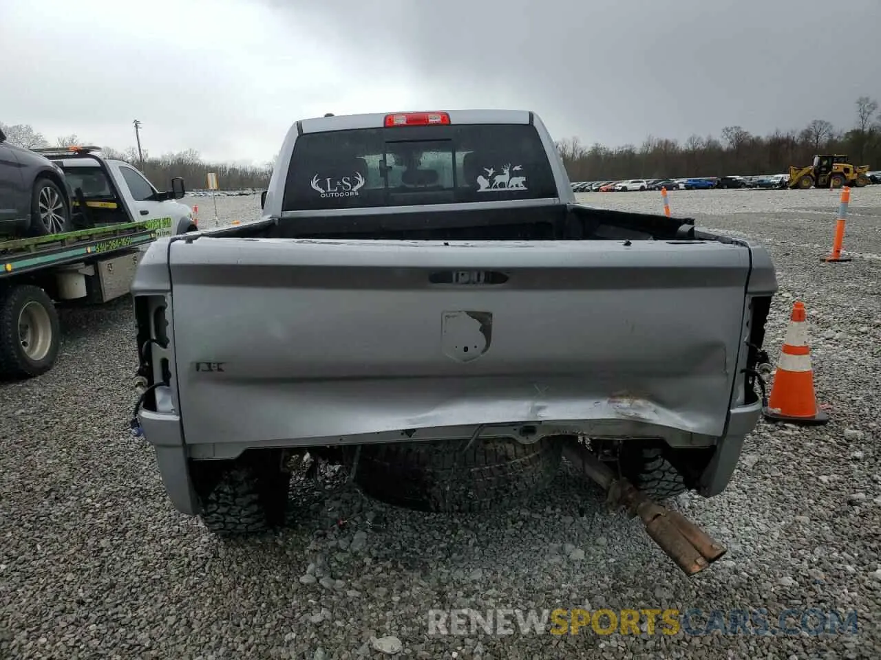 6 fotografías del automóvil dañado 1C6RR6TT4LS117490 RAM 1500 2020
