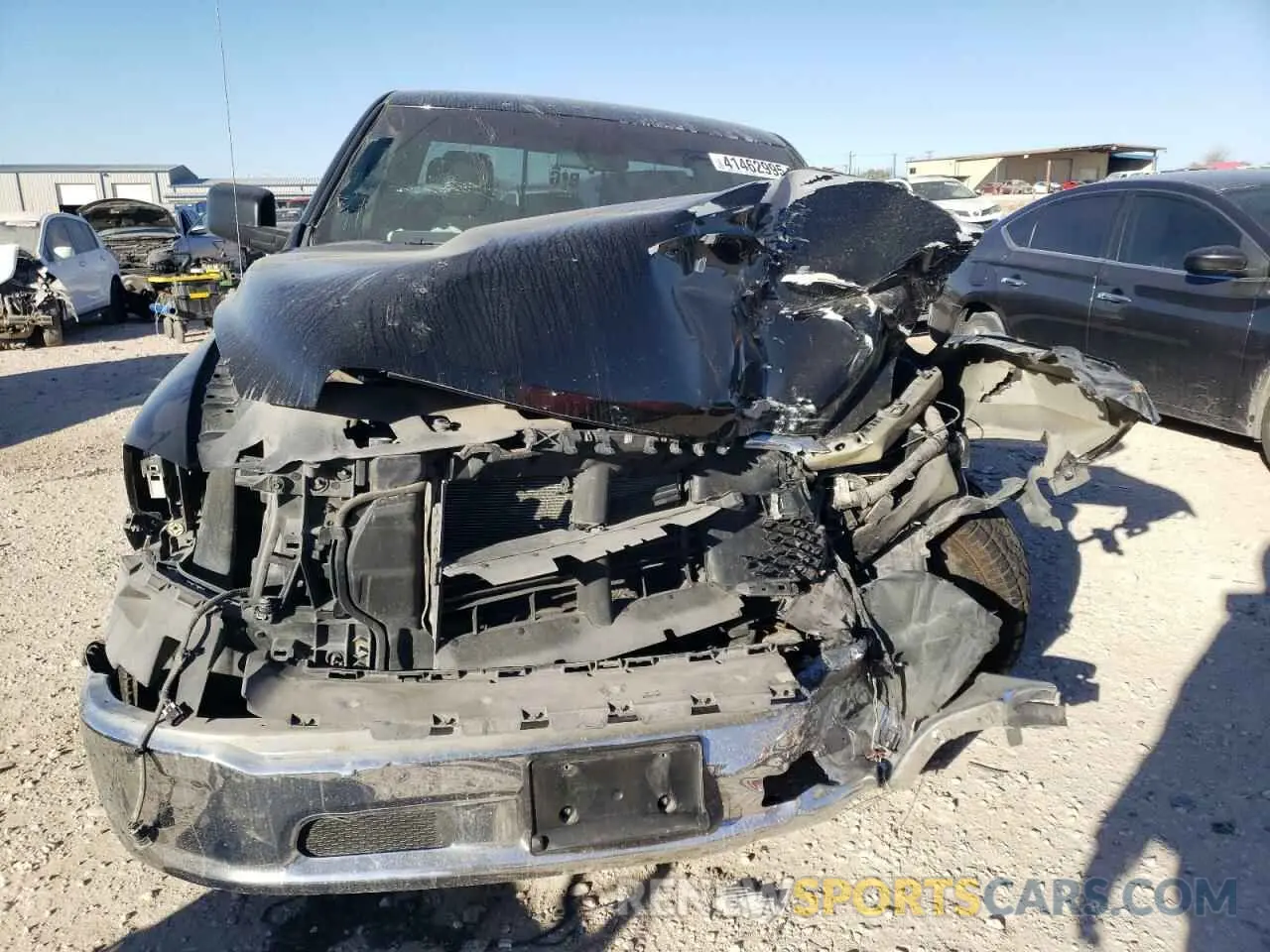 5 fotografías del automóvil dañado 1C6RR6TT4LS117621 RAM 1500 2020