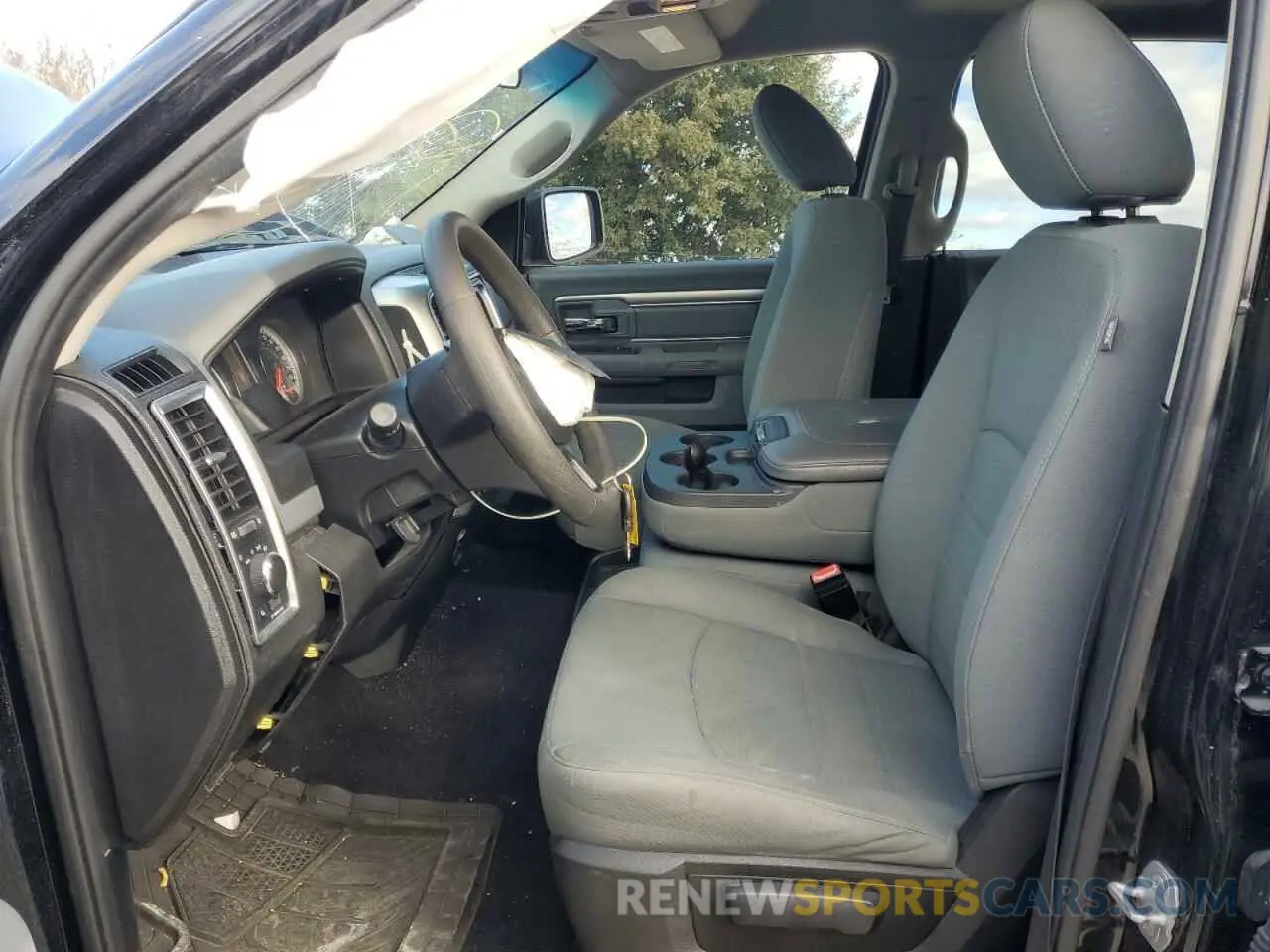 7 fotografías del automóvil dañado 1C6RR6TT4LS117621 RAM 1500 2020