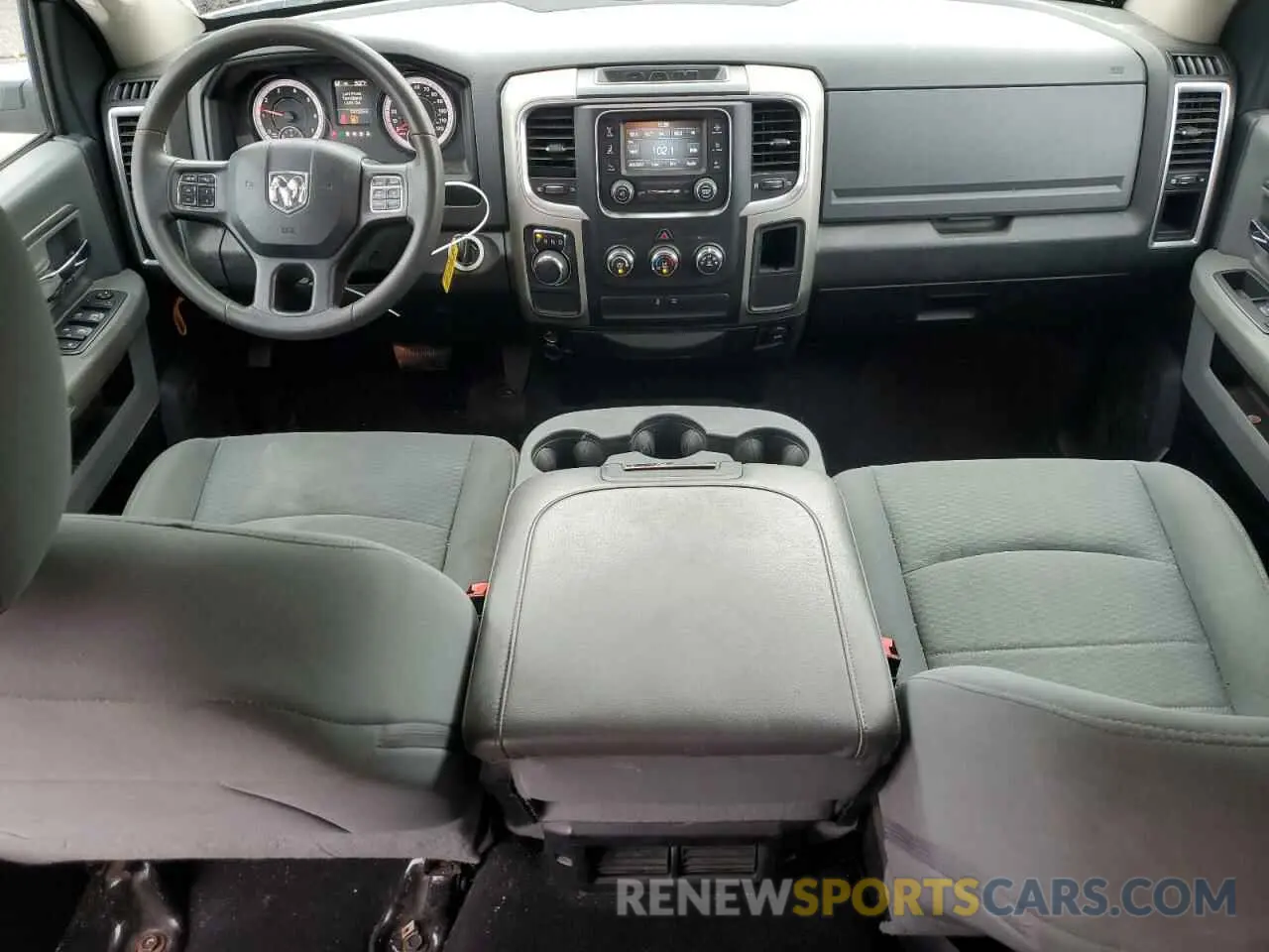 8 fotografías del automóvil dañado 1C6RR6TTXLS117428 RAM 1500 2020