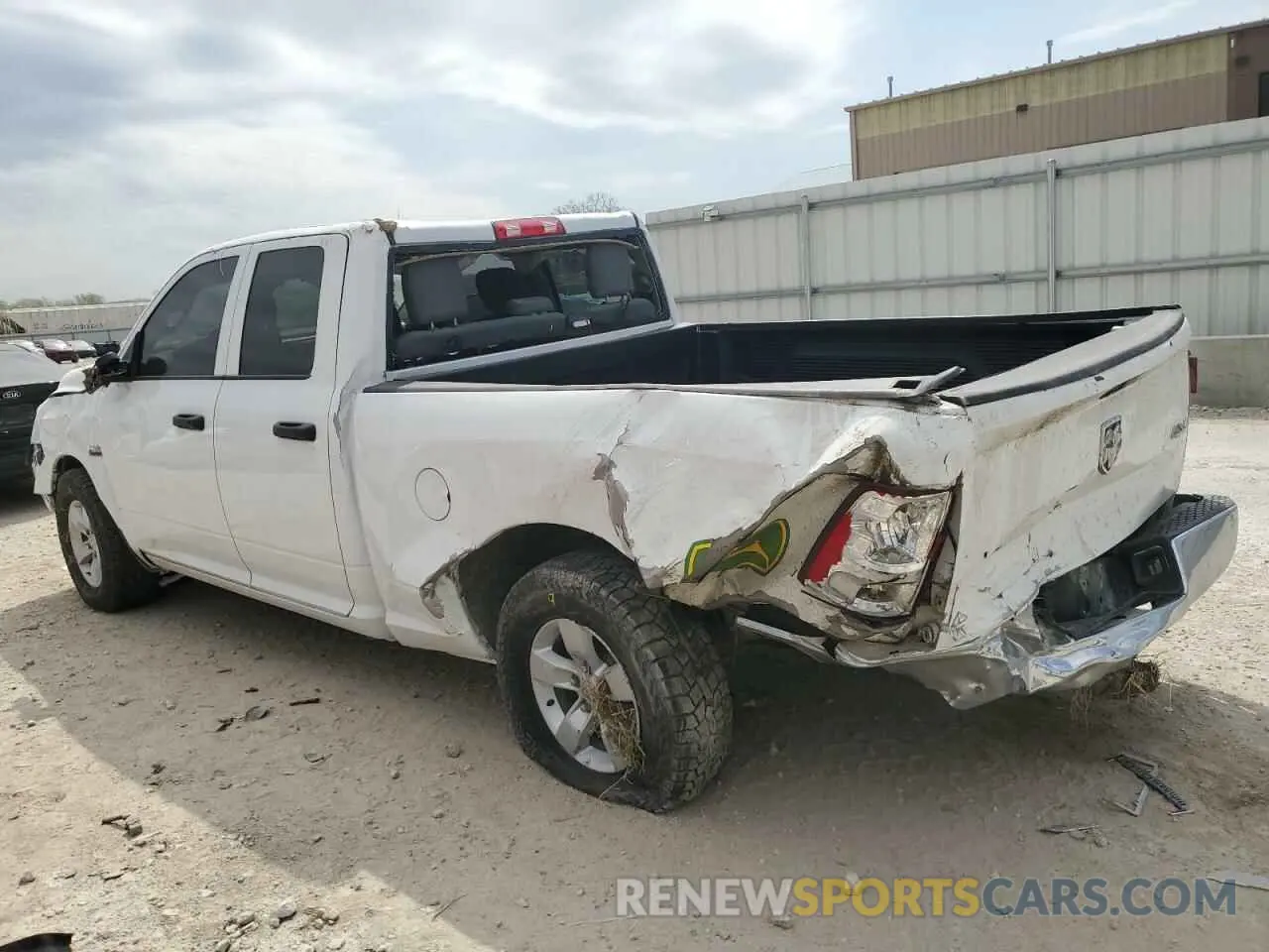 2 fotografías del automóvil dañado 1C6RR7FTXLS149863 RAM 1500 2020