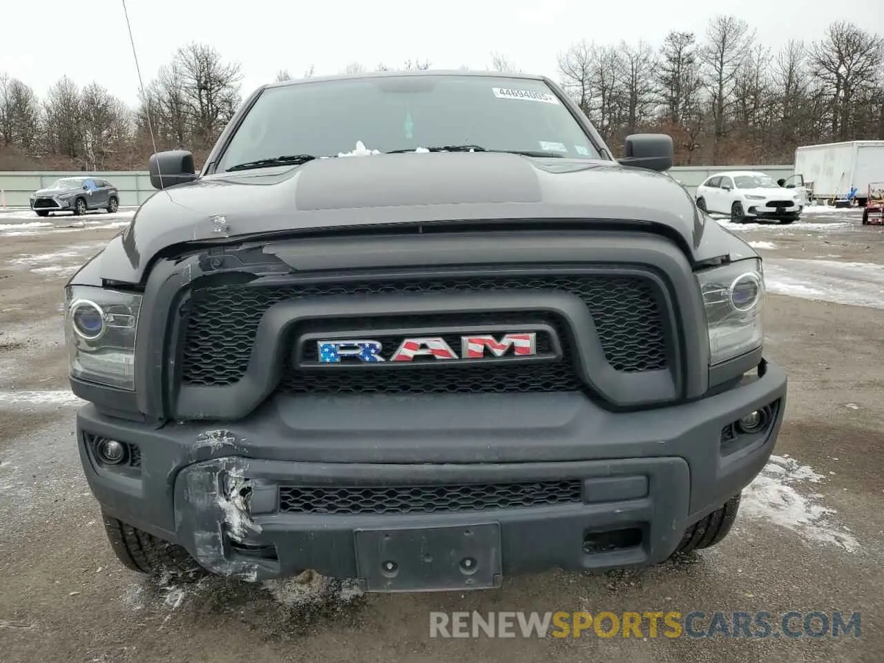 5 fotografías del automóvil dañado 1C6RR7GG5LS115024 RAM 1500 2020