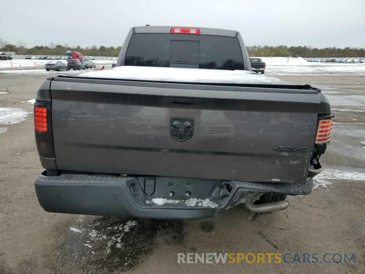 6 fotografías del automóvil dañado 1C6RR7GG5LS115024 RAM 1500 2020