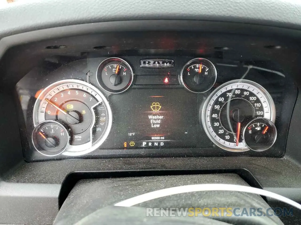 9 fotografías del automóvil dañado 1C6RR7GG9LS147152 RAM 1500 2020