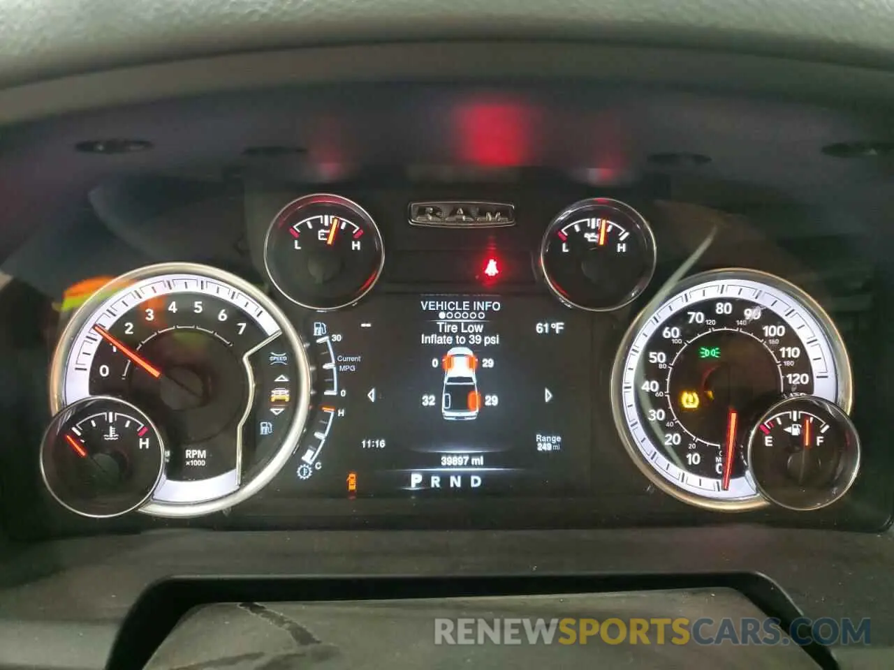 9 fotografías del automóvil dañado 1C6RR7GGXLS126830 RAM 1500 2020