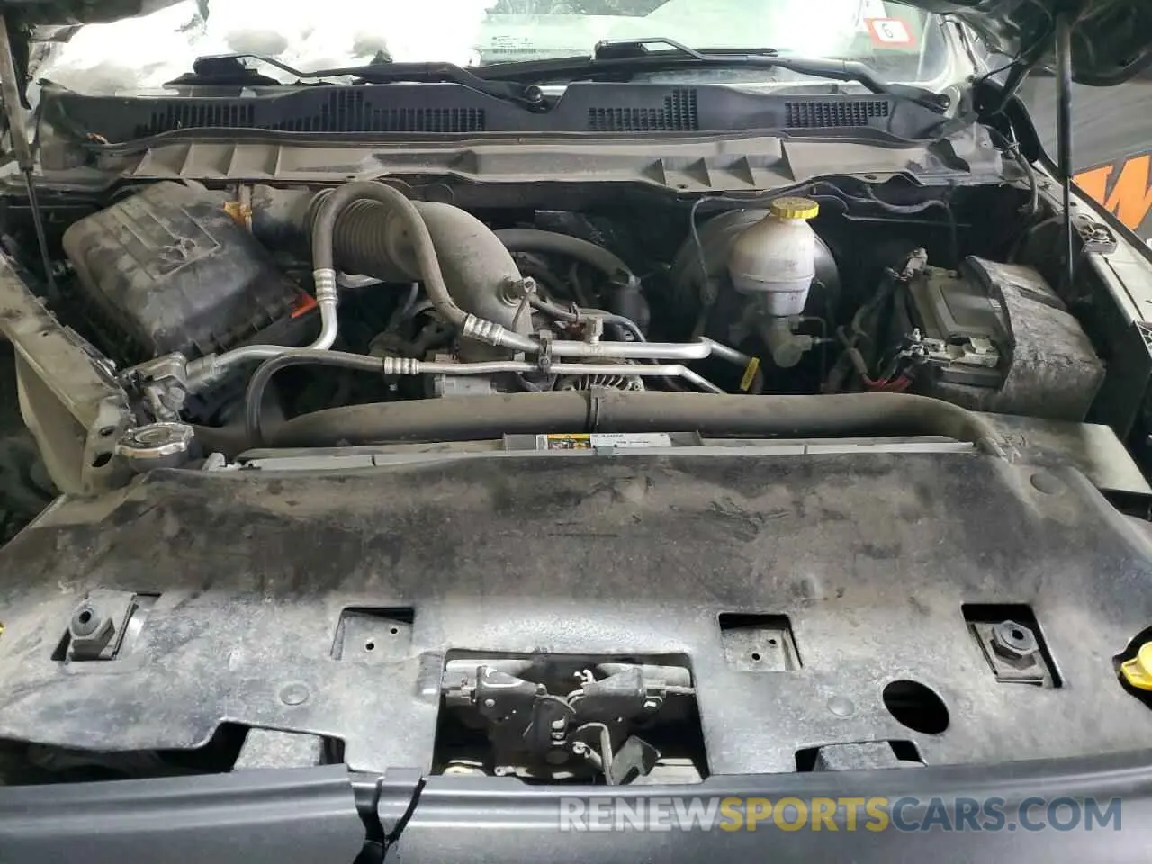 11 fotografías del automóvil dañado 1C6RR7GTXLS126288 RAM 1500 2020