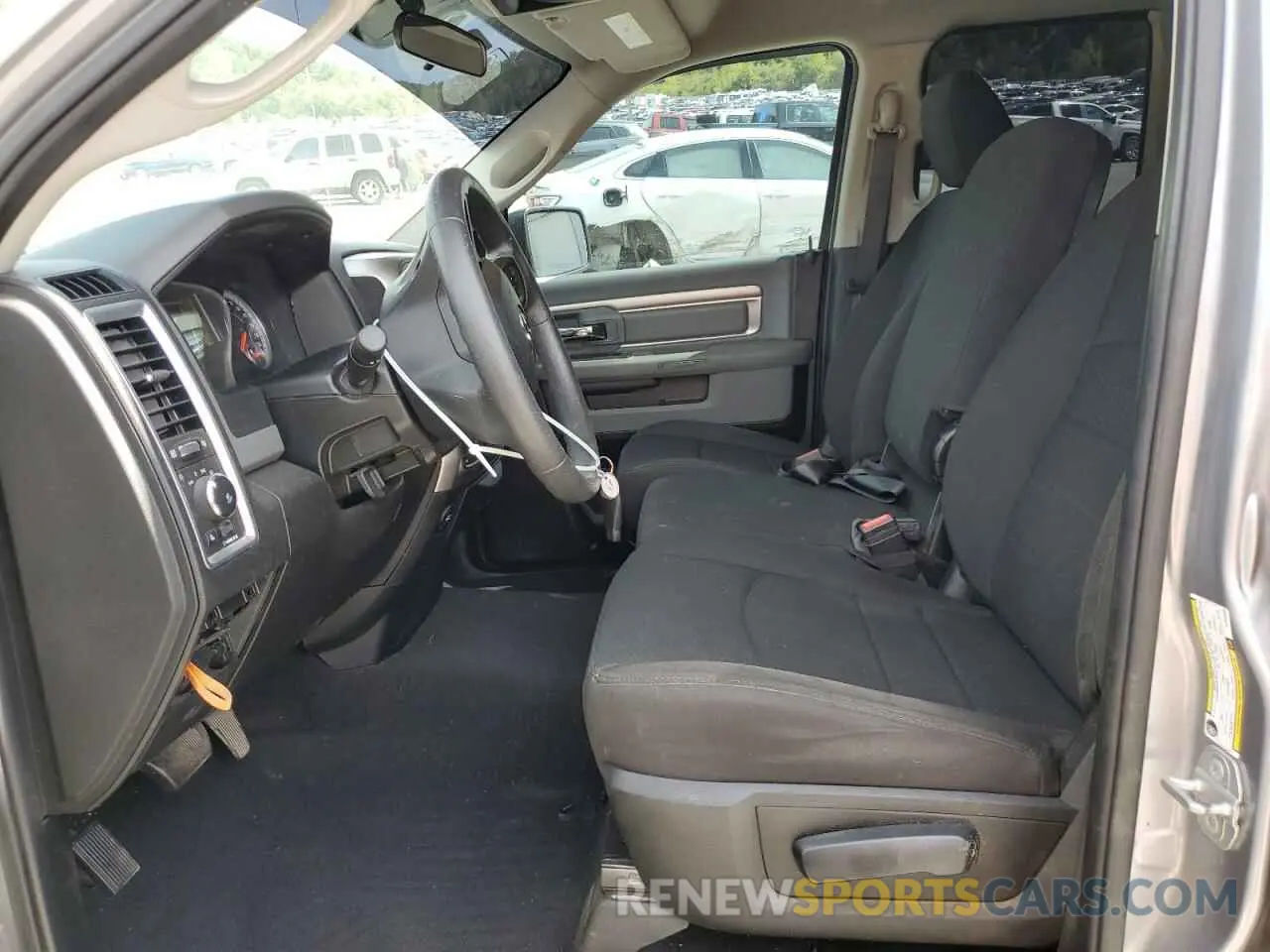 7 fotografías del automóvil dañado 1C6RR7GTXLS144323 RAM 1500 2020
