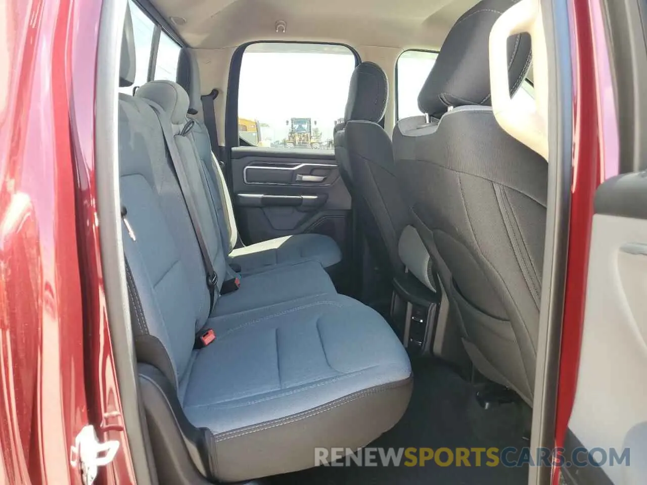 12 fotografías del automóvil dañado 1C6RREBT7LN250920 RAM 1500 2020