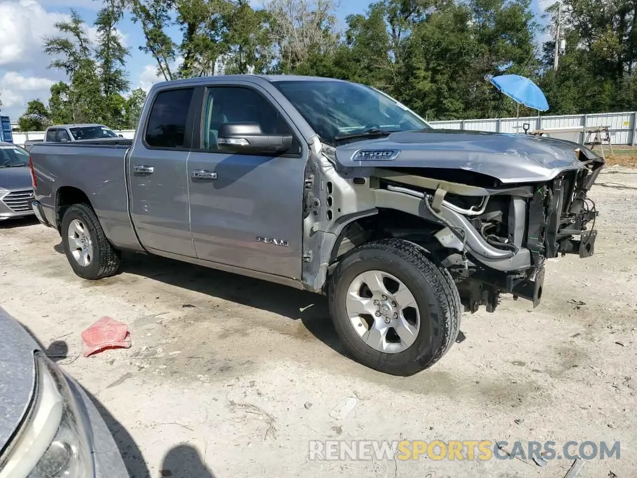 4 fotografías del automóvil dañado 1C6RREBT9LN121495 RAM 1500 2020