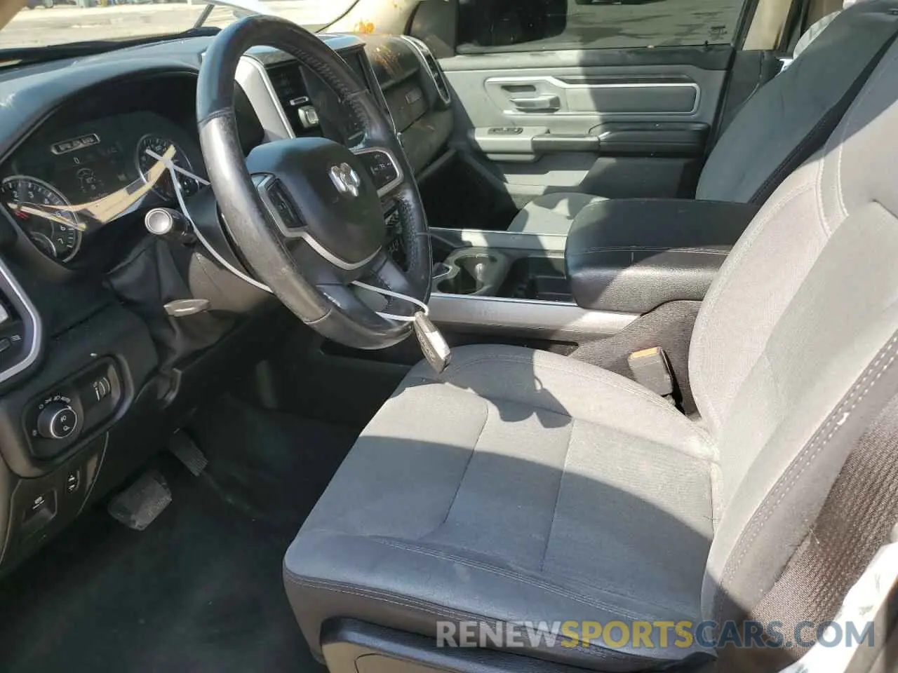 7 fotografías del automóvil dañado 1C6RREBTXLN300399 RAM 1500 2020