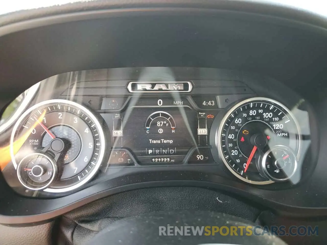 9 fotografías del automóvil dañado 1C6RREBTXLN300399 RAM 1500 2020