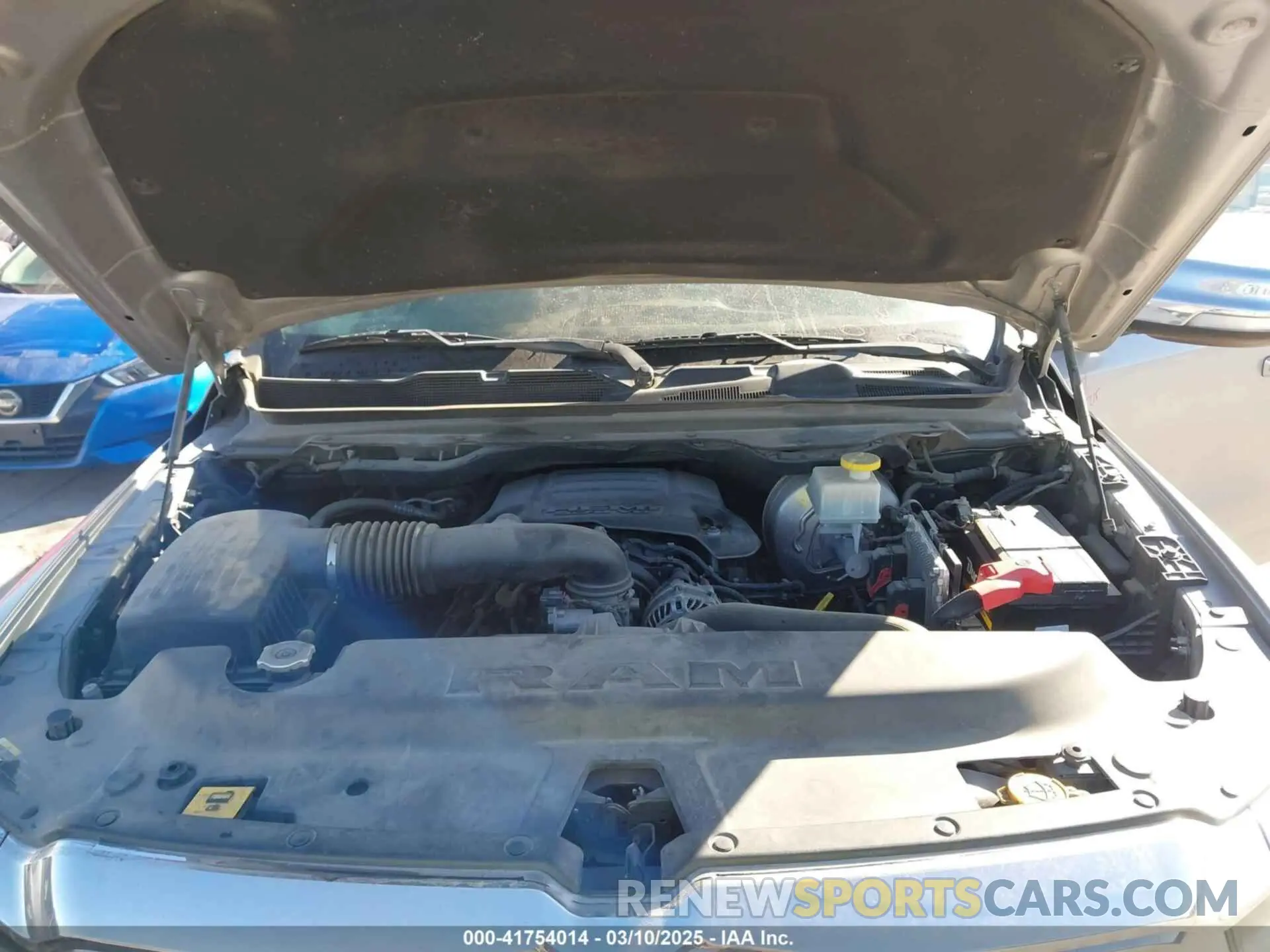 10 fotografías del automóvil dañado 1C6RREDT7LN121377 RAM 1500 2020
