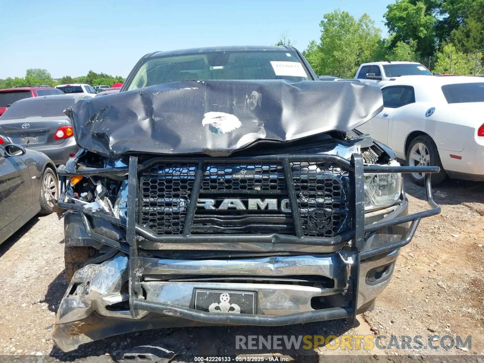 12 fotografías del automóvil dañado 1C6RREFT0LN209779 RAM 1500 2020