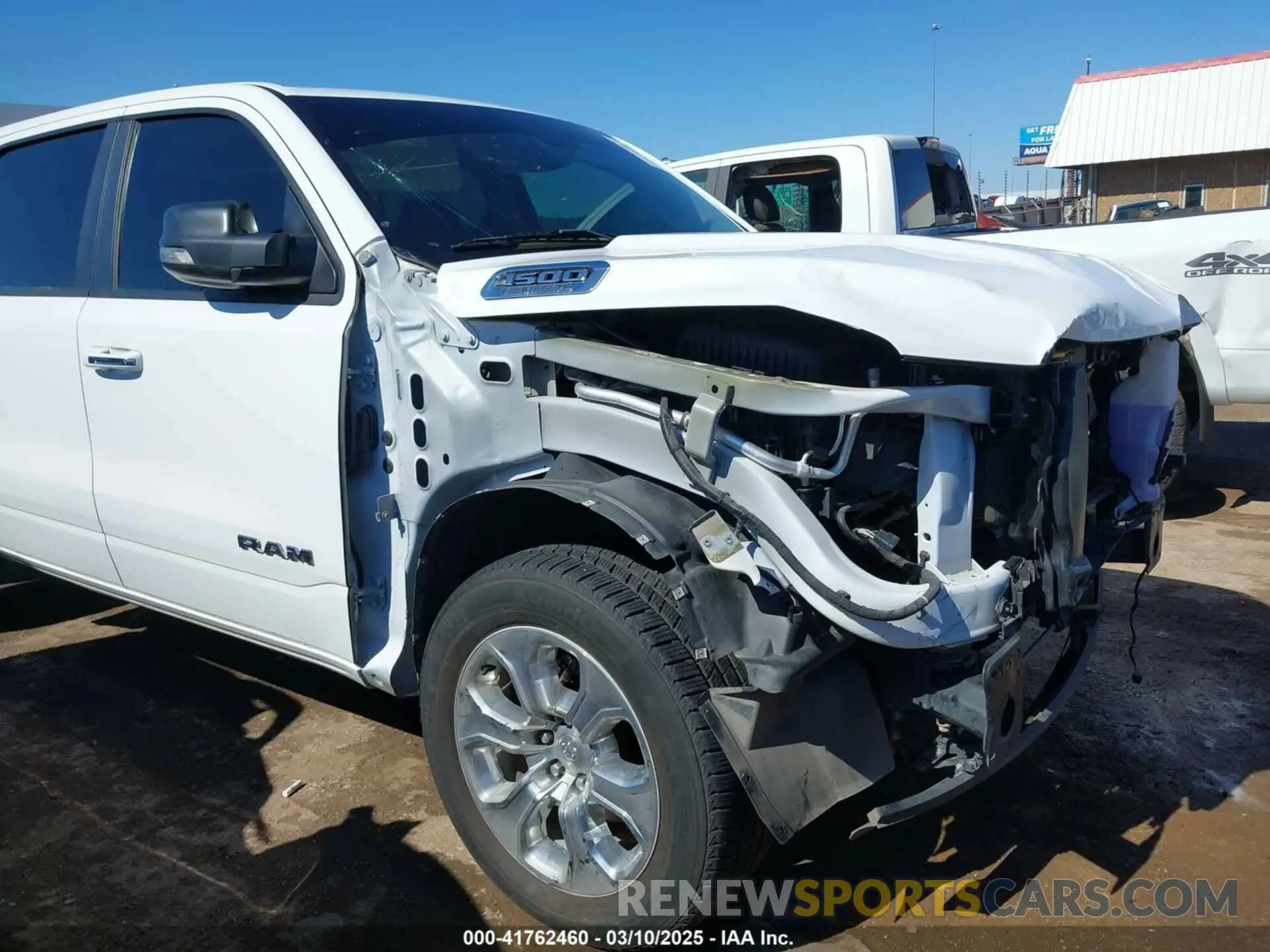6 fotografías del automóvil dañado 1C6RREFT0LN311731 RAM 1500 2020