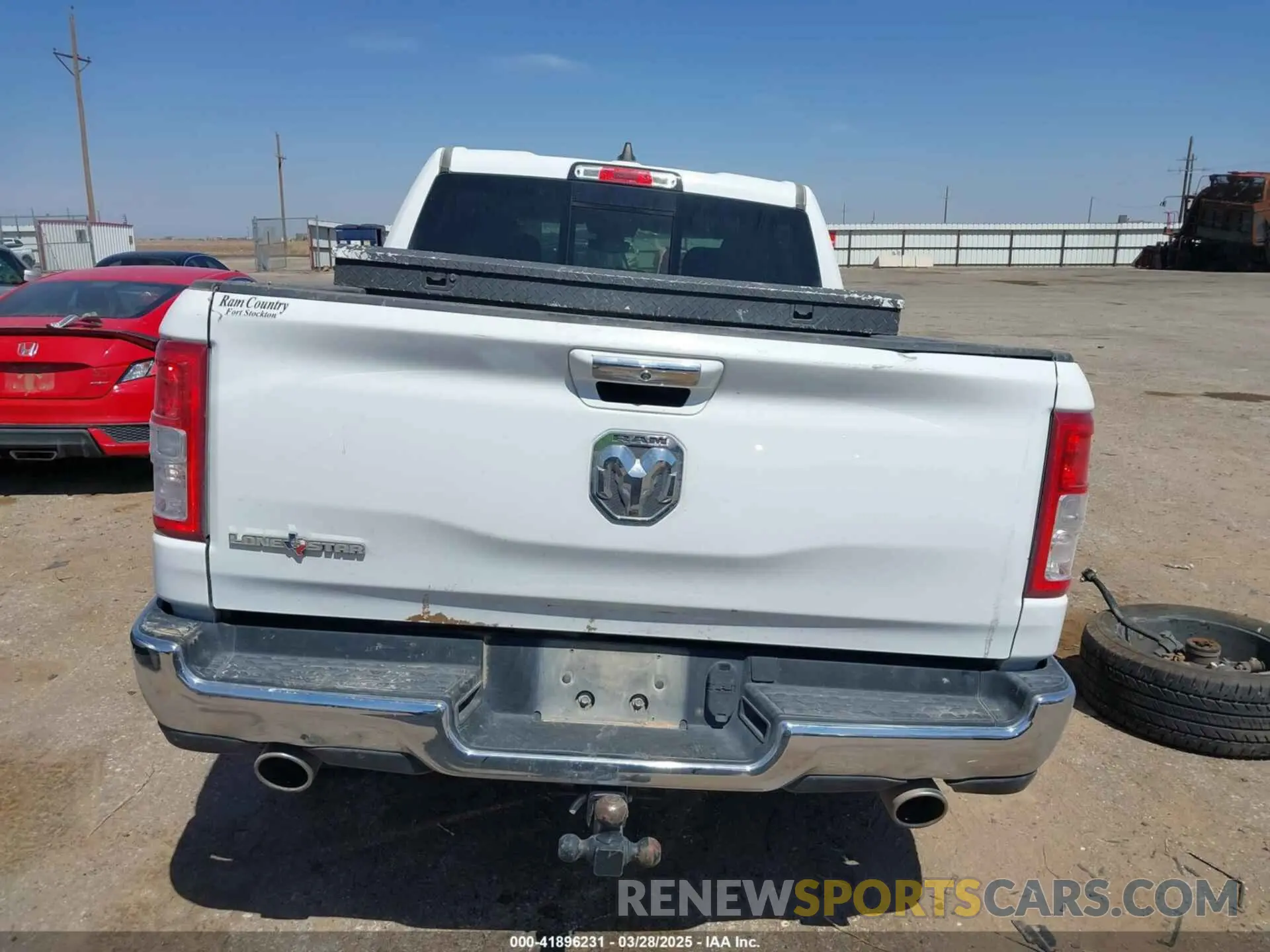 16 fotografías del automóvil dañado 1C6RREFT7LN386295 RAM 1500 2020