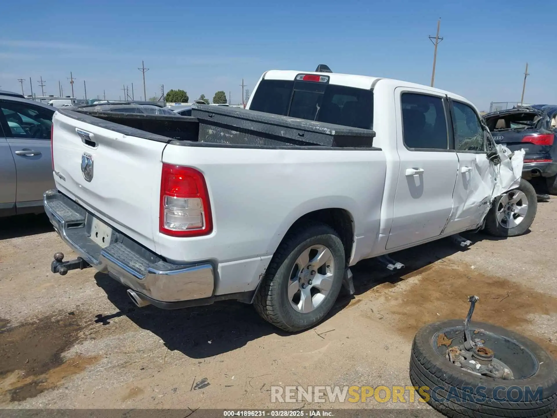 4 fotografías del automóvil dañado 1C6RREFT7LN386295 RAM 1500 2020