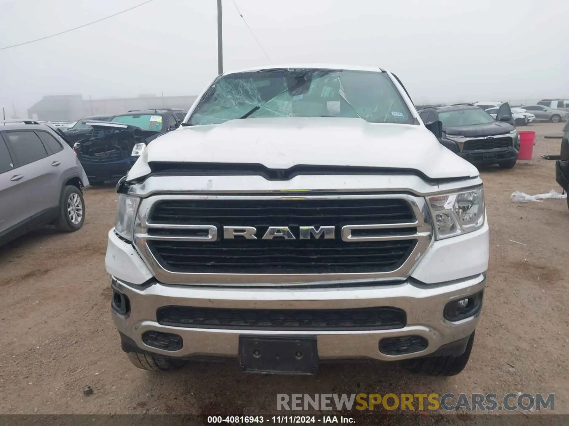 12 fotografías del automóvil dañado 1C6RREFT9LN401699 RAM 1500 2020