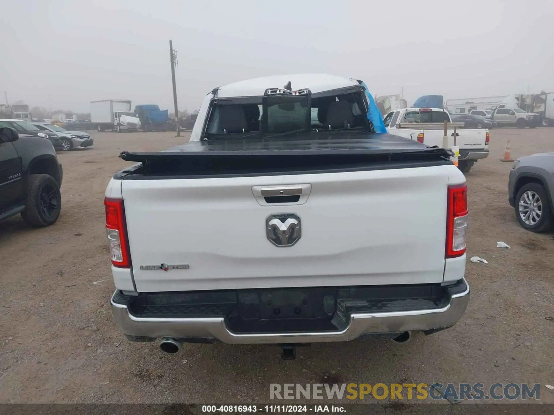 16 fotografías del automóvil dañado 1C6RREFT9LN401699 RAM 1500 2020
