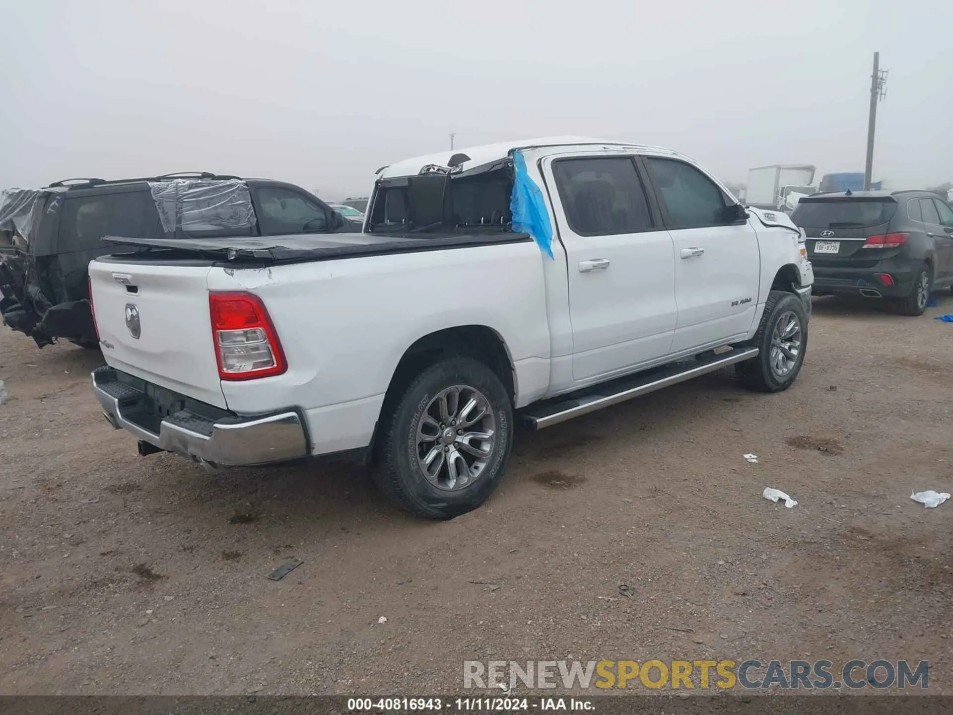 4 fotografías del automóvil dañado 1C6RREFT9LN401699 RAM 1500 2020