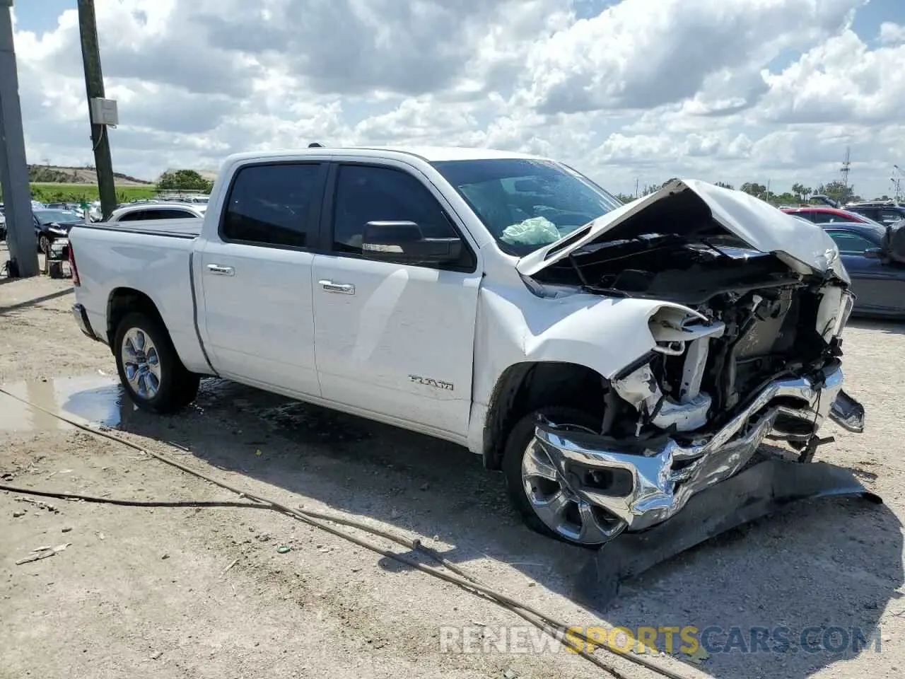 4 fotografías del automóvil dañado 1C6RREFTXLN372455 RAM 1500 2020