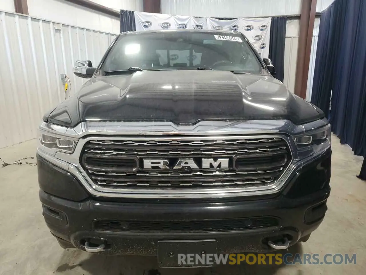 5 fotografías del automóvil dañado 1C6RREHM2LN246211 RAM 1500 2020