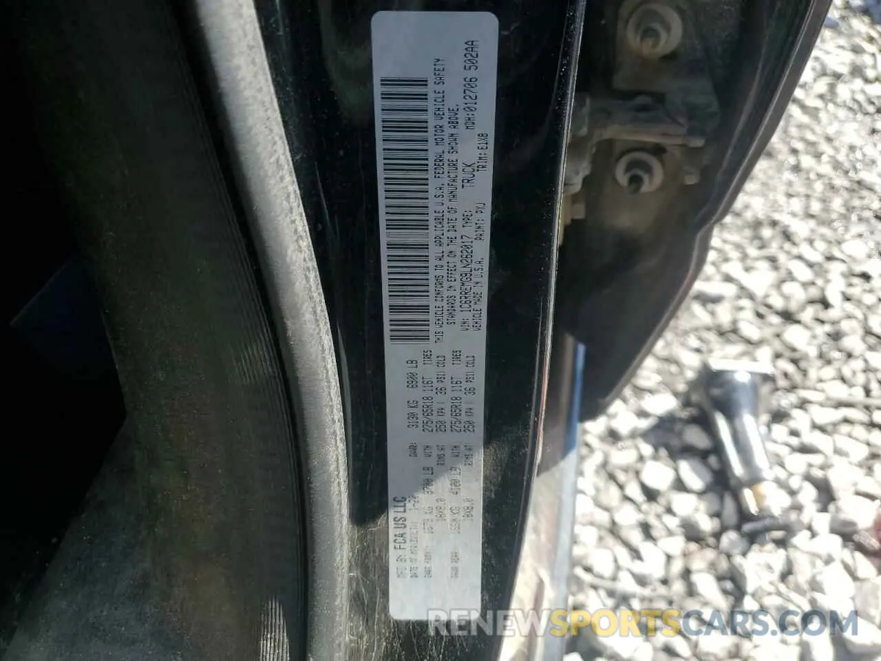 12 fotografías del automóvil dañado 1C6RREMG9LN262017 RAM 1500 2020