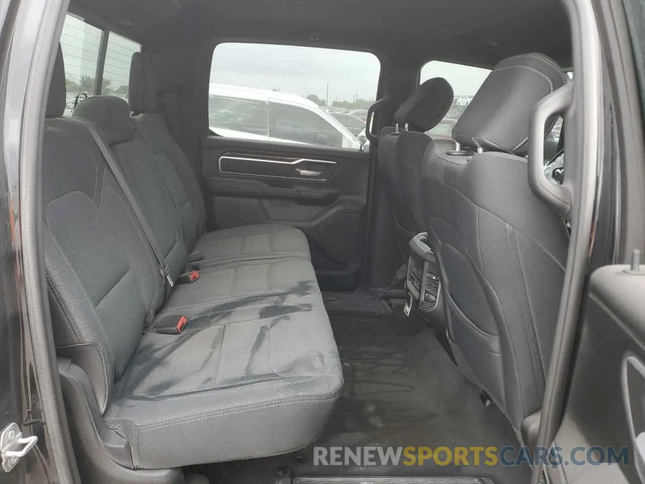 10 fotografías del automóvil dañado 1C6RREMT4LN357307 RAM 1500 2020