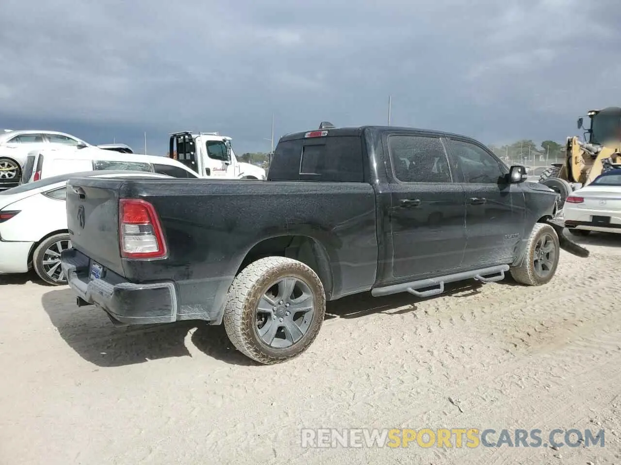 3 fotografías del automóvil dañado 1C6RREMT4LN357307 RAM 1500 2020