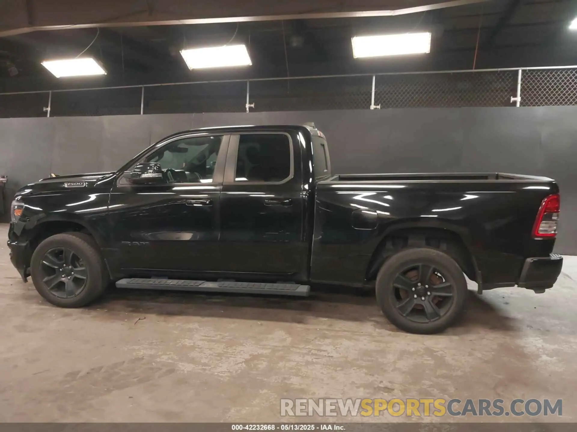 15 fotografías del automóvil dañado 1C6RRFBG4LN309253 RAM 1500 2020