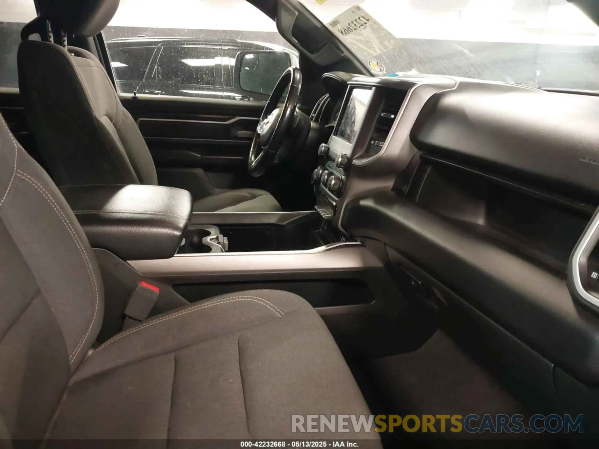 5 fotografías del automóvil dañado 1C6RRFBG4LN309253 RAM 1500 2020