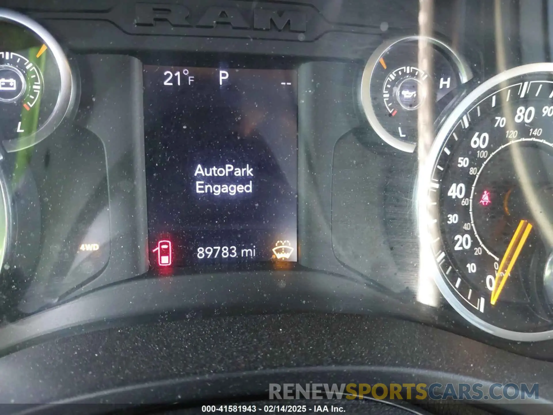 15 fotografías del automóvil dañado 1C6RRFBG9LN199462 RAM 1500 2020