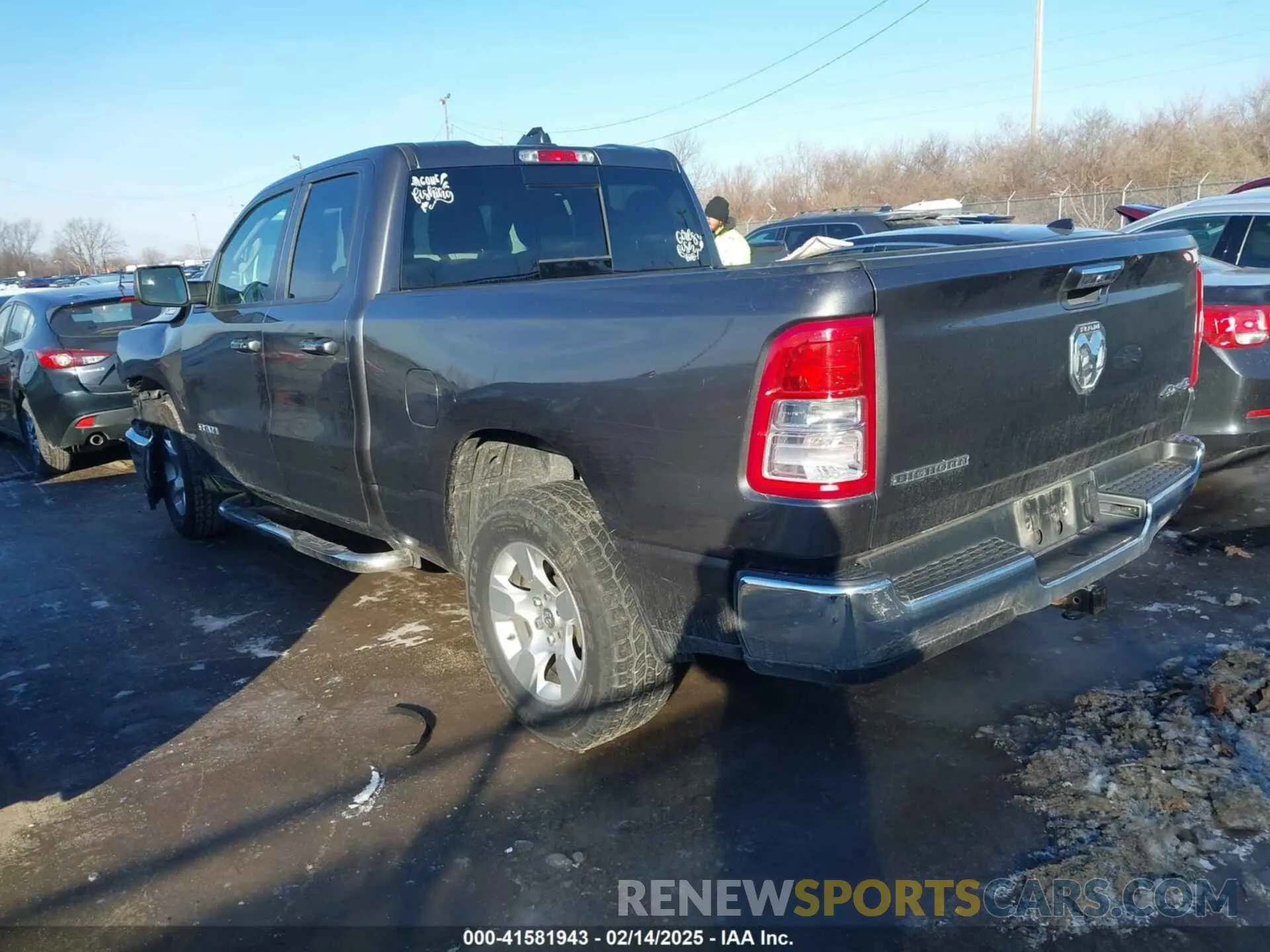 3 fotografías del automóvil dañado 1C6RRFBG9LN199462 RAM 1500 2020
