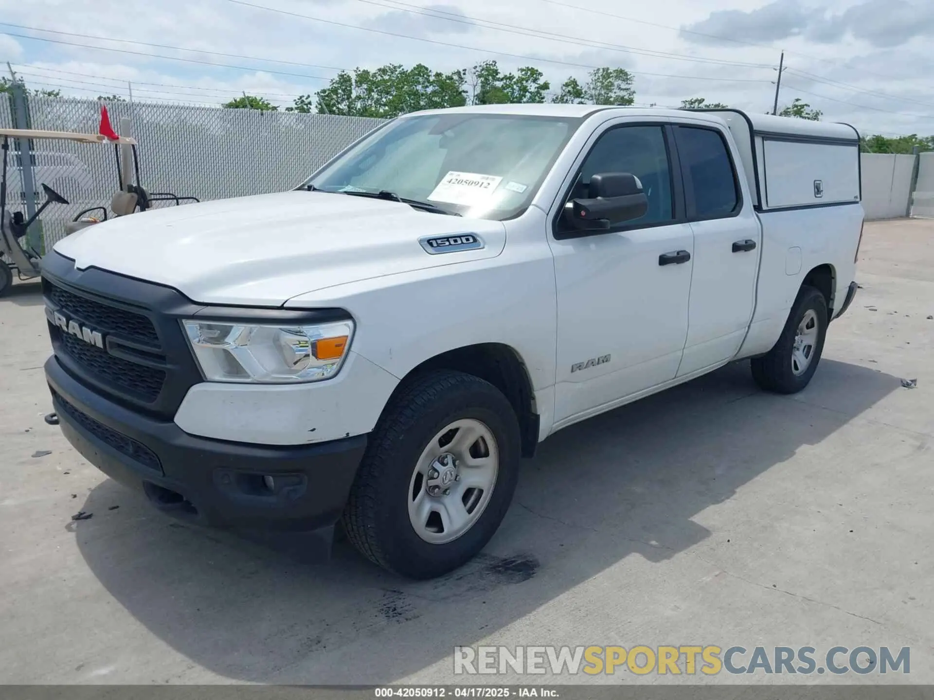 2 fotografías del automóvil dañado 1C6RRFCG2LN354528 RAM 1500 2020