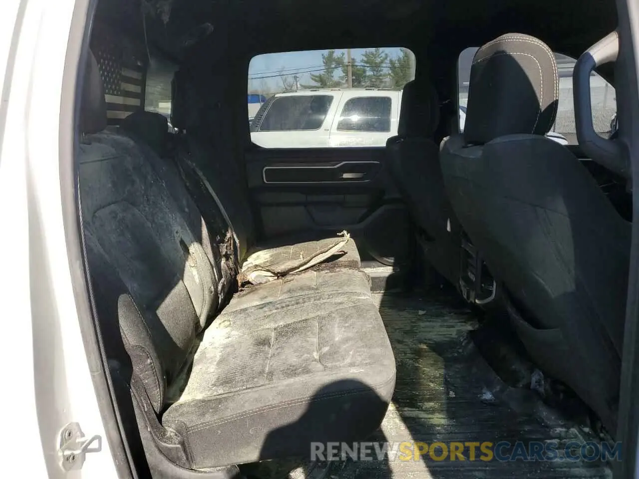 10 fotografías del automóvil dañado 1C6RRFFG6LN342720 RAM 1500 2020