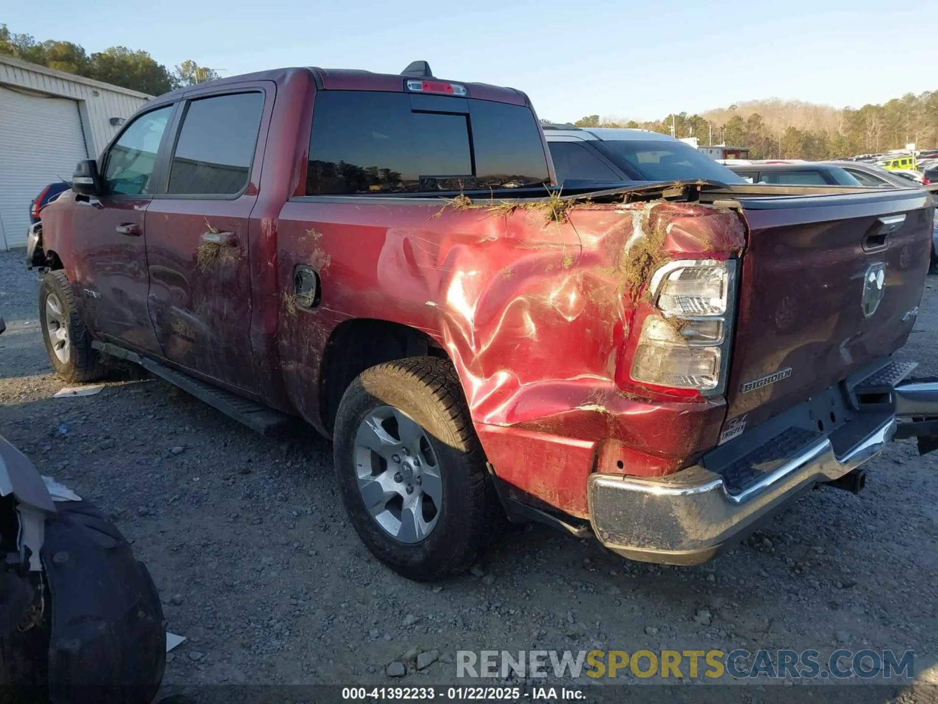 3 fotografías del automóvil dañado 1C6RRFFGXLN288600 RAM 1500 2020
