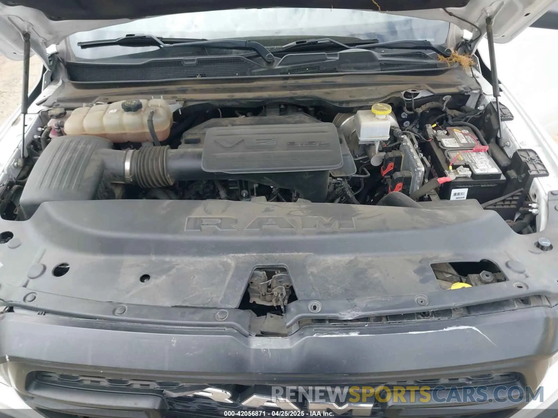 10 fotografías del automóvil dañado 1C6SRECG6LN386006 RAM 1500 2020