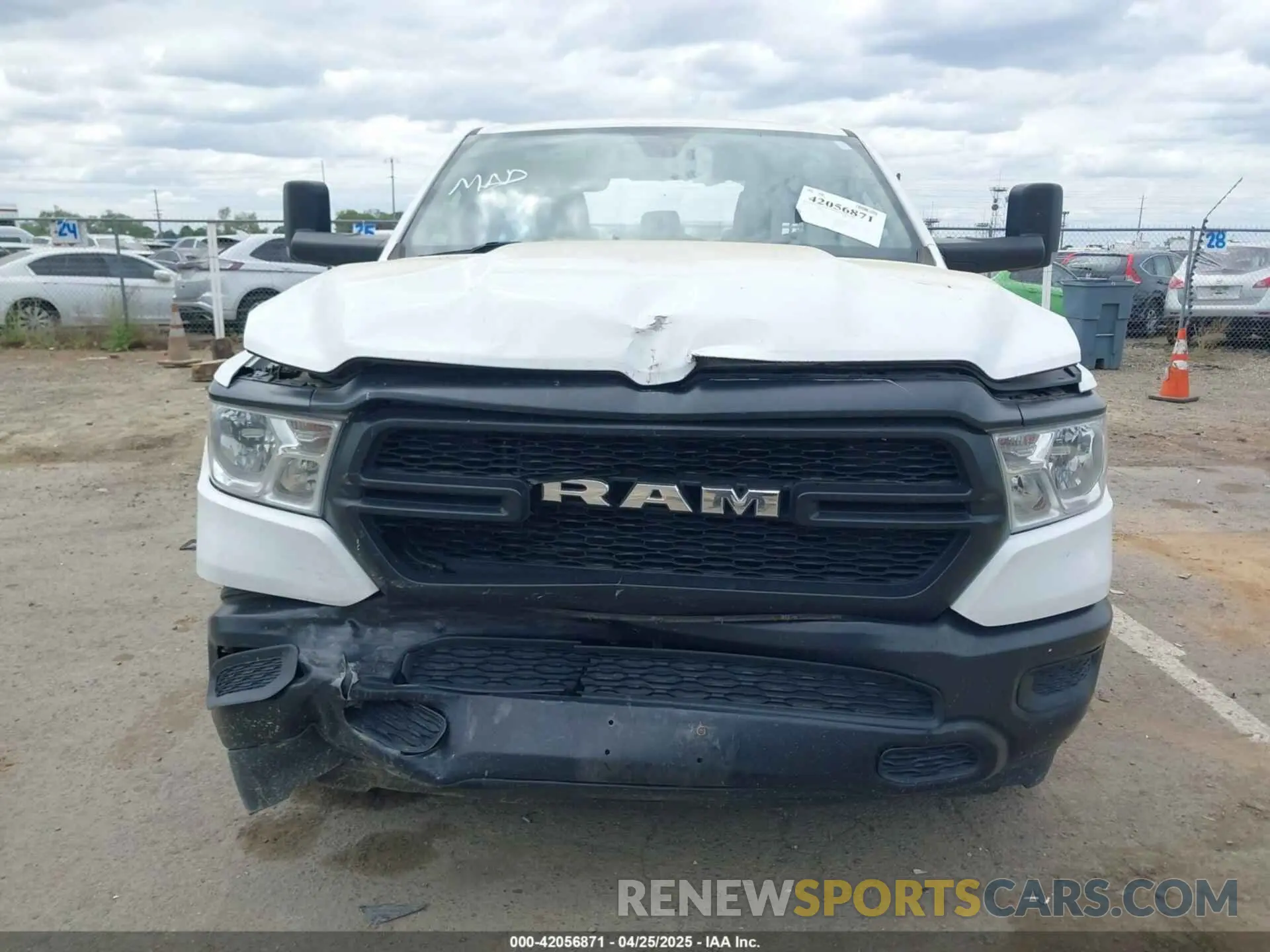 12 fotografías del automóvil dañado 1C6SRECG6LN386006 RAM 1500 2020