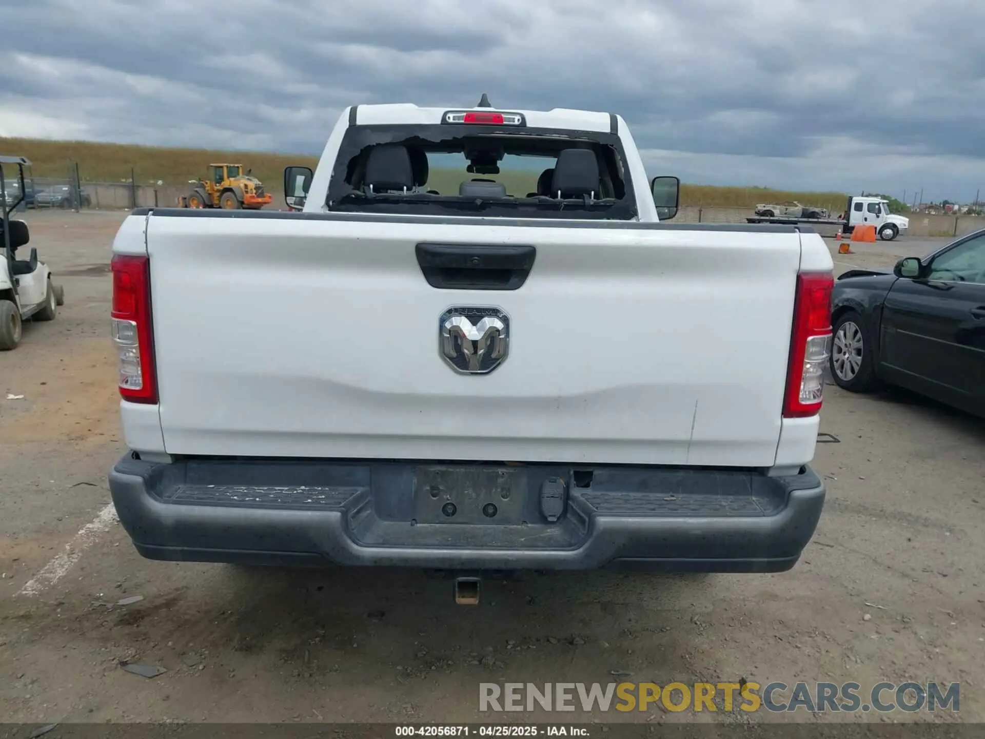 16 fotografías del automóvil dañado 1C6SRECG6LN386006 RAM 1500 2020